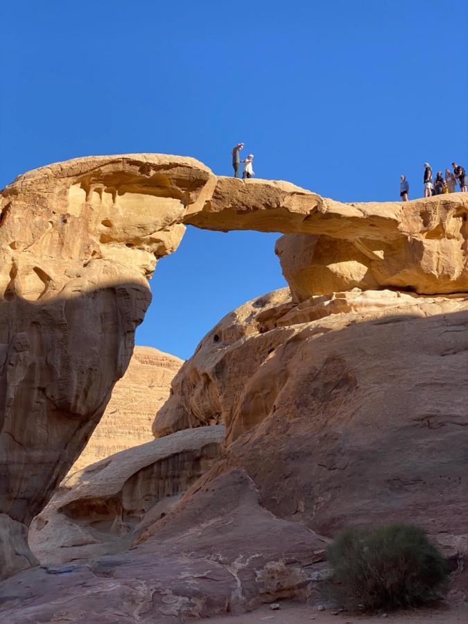 Wadi Rum Hugo Camp Exteriör bild